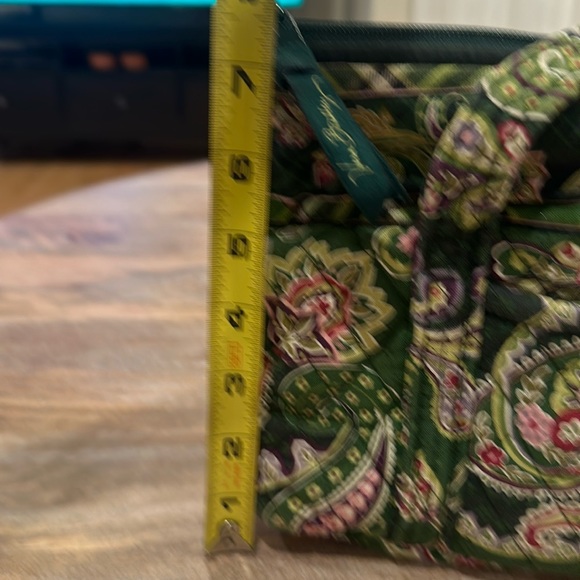 Vera Bradley Chelsea Green Paisley shoulder bag/tote - Picture 11 of 12